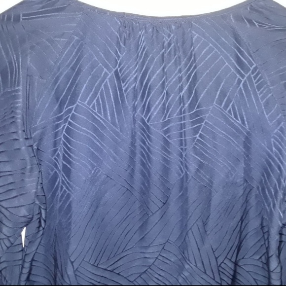 Preloved Gorgeous Marc Jacobs silk blouse 2 - Picture 2 of 4